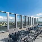 Luksusowy Z Widokiem, Basenem I Sauna Hanza Tower דירה *