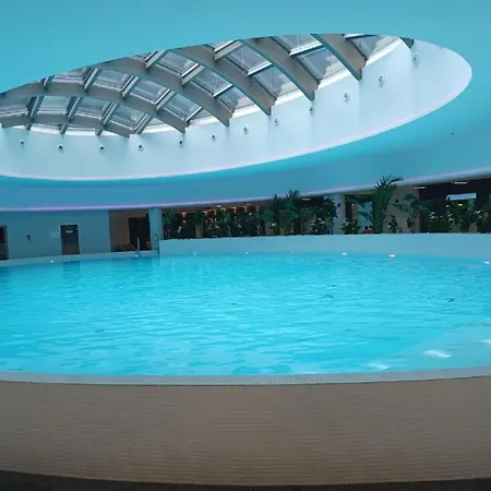 Luksusowy Z Widokiem, Basenem I Sauna Hanza Tower דירה *