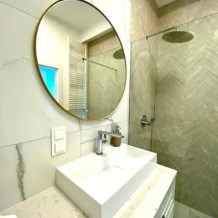 아파트 Luksusowy Z Widokiem, Basenem I Sauna Hanza Tower 슈체친