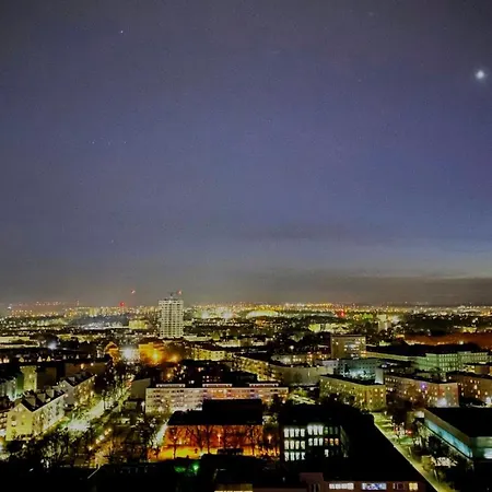 아파트 Luksusowy Z Widokiem, Basenem I Sauna Hanza Tower *