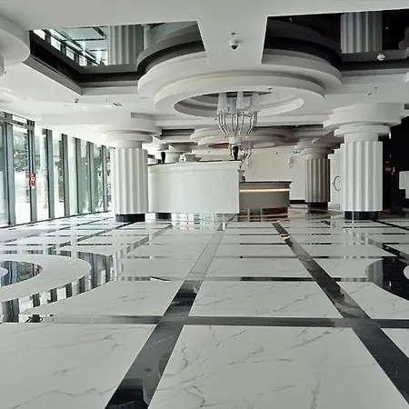 דירה Luksusowy Z Widokiem, Basenem I Sauna Hanza Tower *