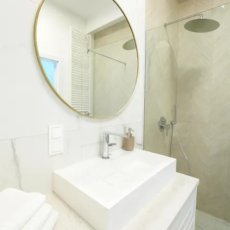 Luksusowy Z Widokiem, Basenem I Sauna Hanza Tower